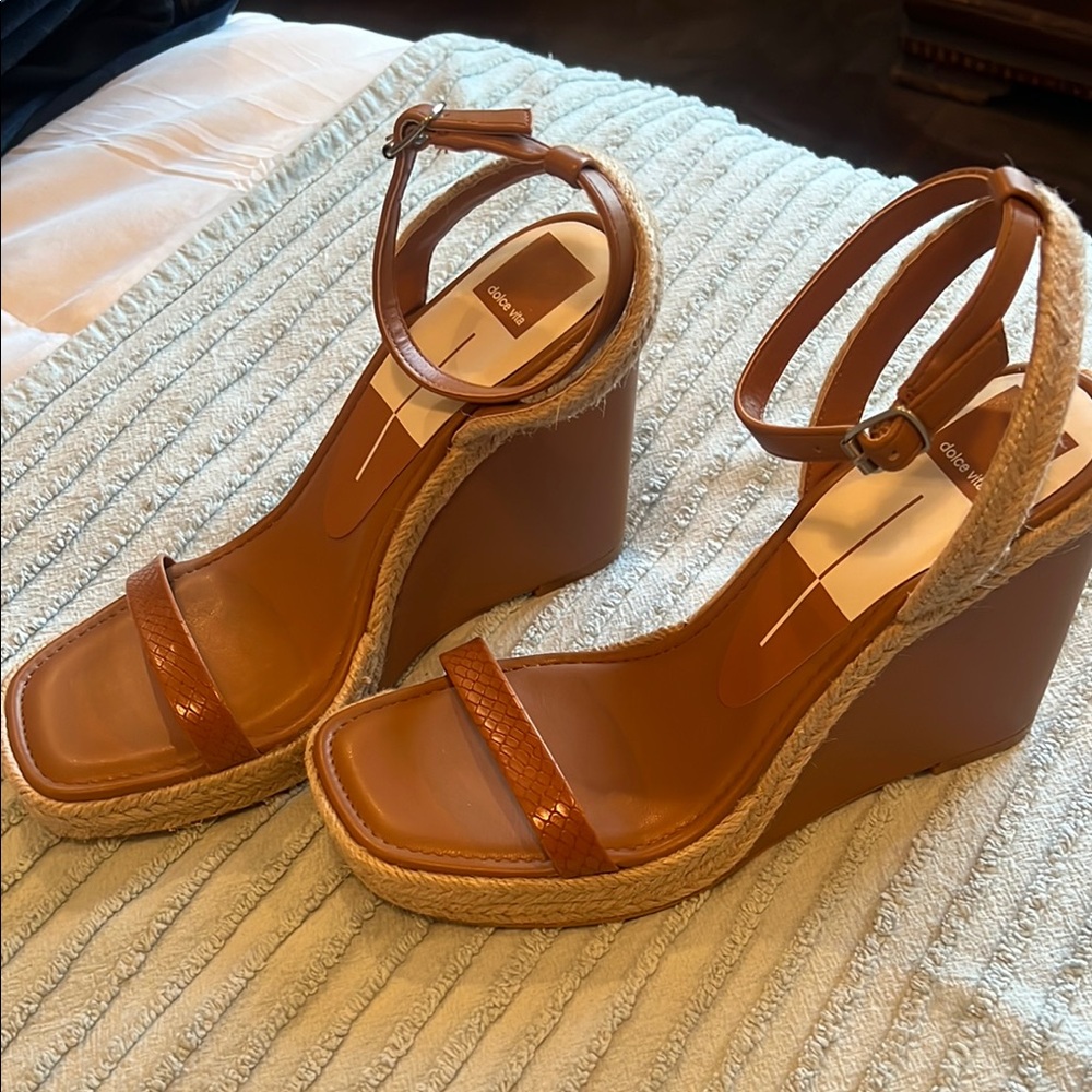 Dolce Vita Tan Wedge Sandals
